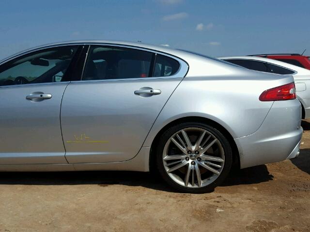 SAJWA0HE4BMR99727 - 2011 JAGUAR XF SILVER photo 9