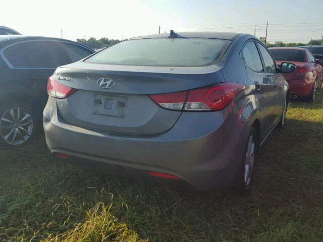 5NPDH4AE8DH258738 - 2013 HYUNDAI ELANTRA GL GRAY photo 4