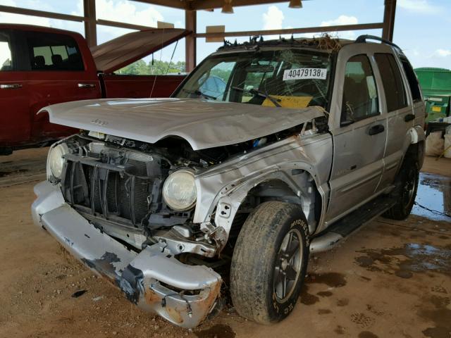 1J4GK38K23W548075 - 2003 JEEP LIBERTY RE SILVER photo 2