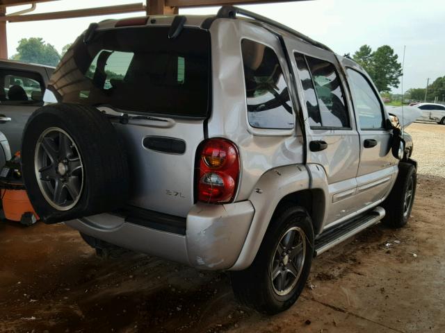 1J4GK38K23W548075 - 2003 JEEP LIBERTY RE SILVER photo 4