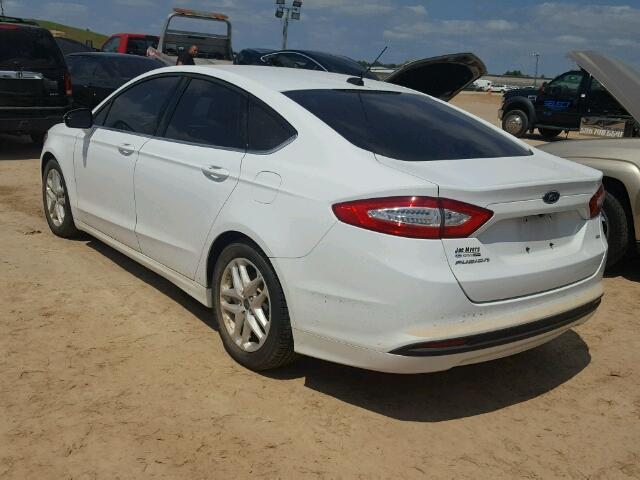 1FA6P0H77F5129216 - 2015 FORD FUSION SE WHITE photo 3