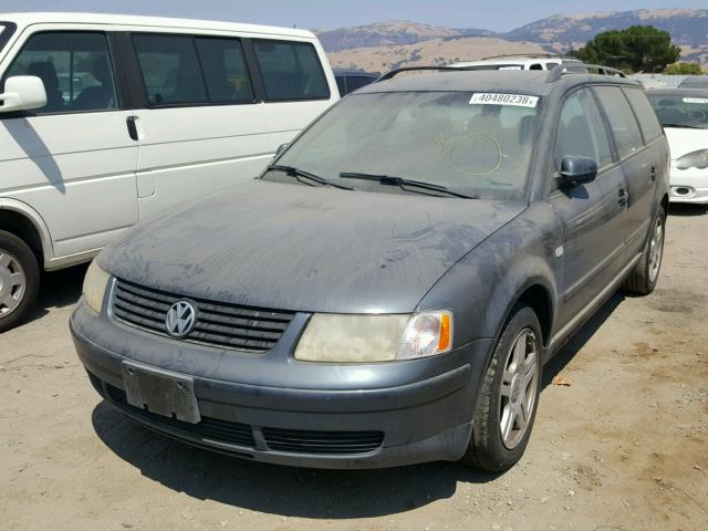 WVWLH63B31E006241 - 2001 VOLKSWAGEN PASSAT GLX 蓝色 照片 2
