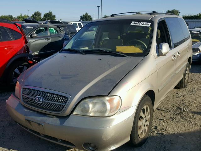 KNDUP132056694368 - 2005 KIA SEDONA EX SILVER photo 2