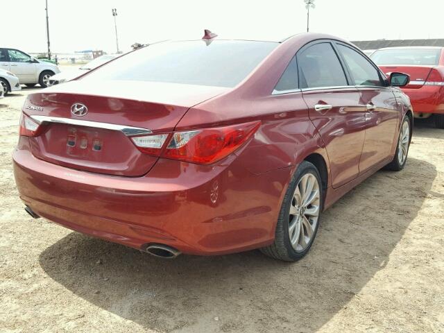 5NPEC4AC3DH667926 - 2013 HYUNDAI SONATA SE RED photo 4