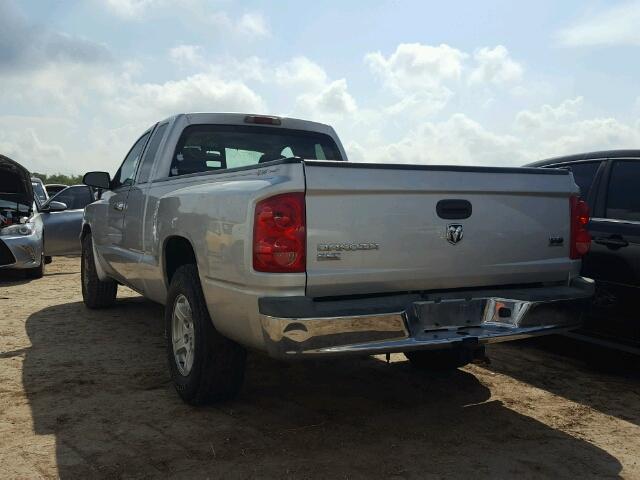 1D7HE42N76S502611 - 2006 DODGE DAKOTA SILVER photo 3