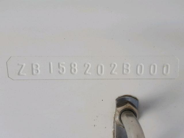 ZB158202B000 - 2000 CAMP BOAT WHITE photo 10