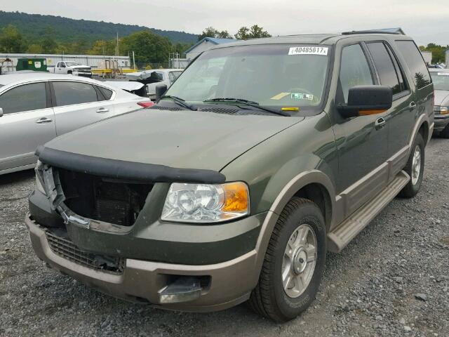 1FMFU18L84LA93921 - 2004 FORD EXPEDITION GREEN photo 2