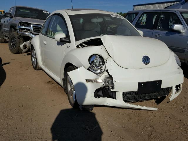 3VWFW31C58M523670 - 2008 VOLKSWAGEN NEW BEETLE 白色 照片 1
