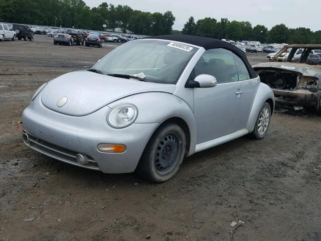 3VWCM31Y24M324185 - 2004 VOLKSWAGEN NEW BEETLE 银色 照片 2