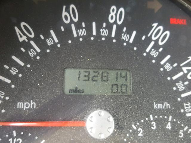 3VWCM31Y24M324185 - 2004 VOLKSWAGEN NEW BEETLE 银色 照片 8