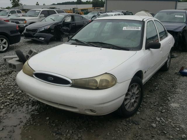 1FAFP663XYK111218 - 2000 FORD CONTOUR SE WHITE photo 2