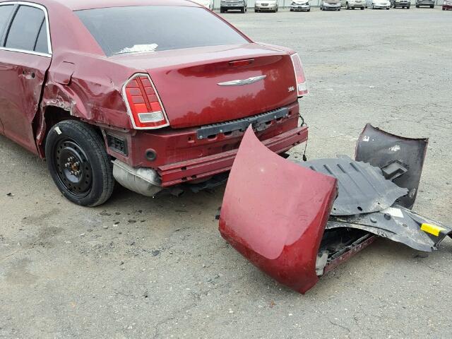 2C3CCAAG0CH139152 - 2012 CHRYSLER 300 RED photo 9