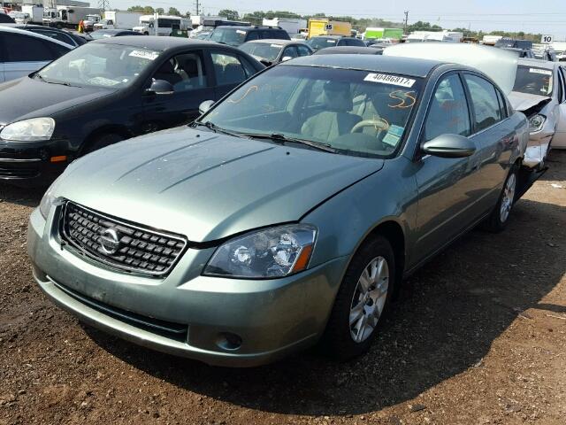 1N4AL11D45C376800 - 2005 NISSAN ALTIMA S GREEN photo 2