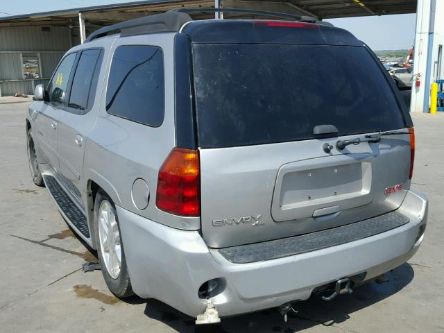 1GKES66M466141046 - 2006 GMC ENVOY DENA SILVER photo 3