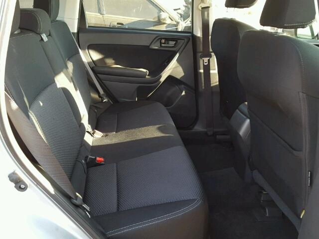 JF2SJADC6GH407222 - 2016 SUBARU FORESTER 2 SILVER photo 6