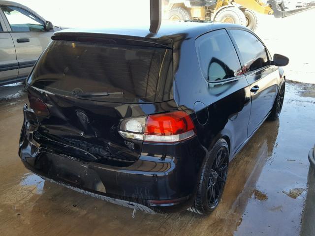 WVWAA7AJXBW009712 - 2011 VOLKSWAGEN GOLF BLACK photo 4