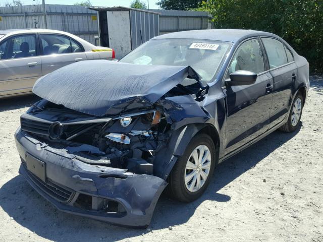 3VW1K7AJ2DM410880 - 2013 VOLKSWAGEN JETTA BASE 蓝色 照片 2