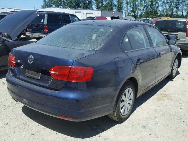3VW1K7AJ2DM410880 - 2013 VOLKSWAGEN JETTA BASE 蓝色 照片 4