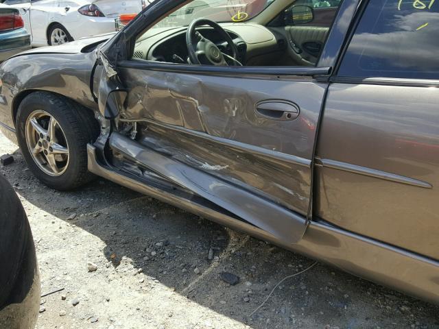 1G2WR12182F236542 - 2002 PONTIAC GRAND PRIX GRAY photo 10