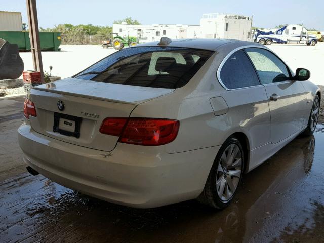 WBAKE5C5XCJ106241 - 2012 BMW 328 I SULE WHITE photo 4