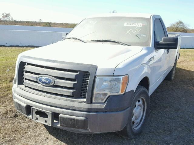 1FTNF1CF8BKD53040 - 2011 FORD F150 WHITE photo 2