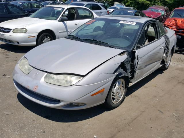 1G8ZY12731Z103078 - 2001 SATURN SC2 SILVER photo 2
