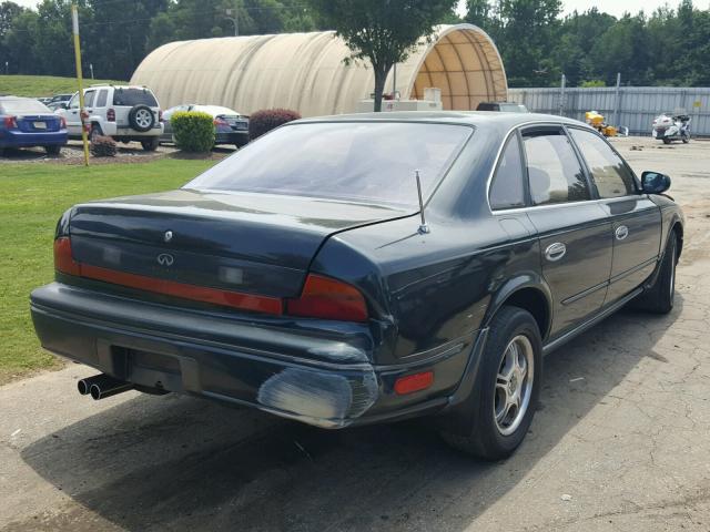 JNKNG01C3NM209824 - 1992 INFINITI Q45 GREEN photo 4