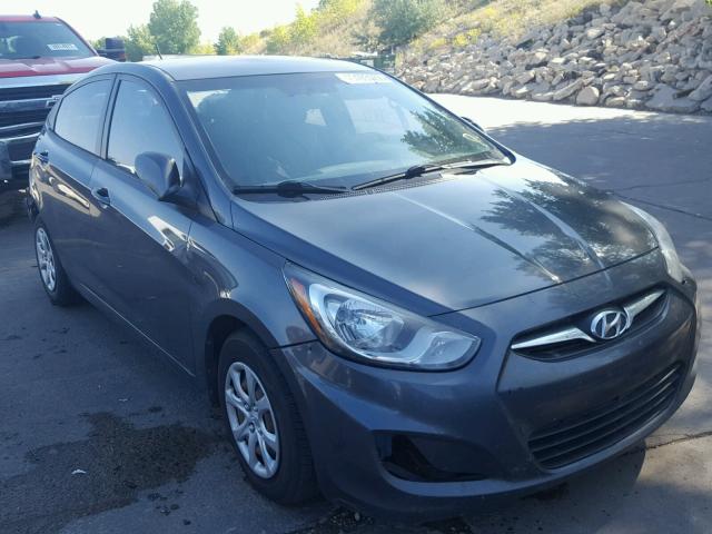 KMHCT4AEXDU286696 - 2013 HYUNDAI ACCENT GLS CHARCOAL photo 1