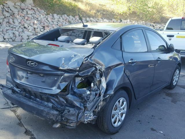 KMHCT4AEXDU286696 - 2013 HYUNDAI ACCENT GLS CHARCOAL photo 4