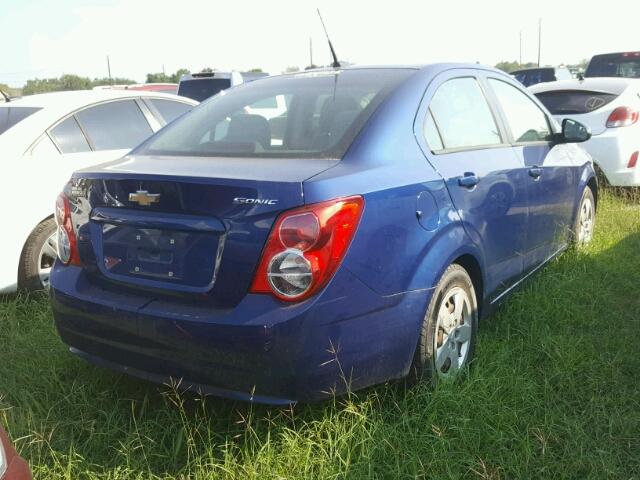 1G1JA5SH9E4193811 - 2014 CHEVROLET SONIC LS BLUE photo 4