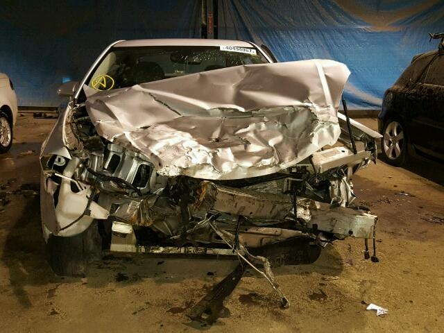 2G1WF5E39C1323747 - 2012 CHEVROLET IMPALA 银色 照片 9