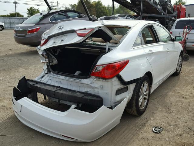 5NPEB4AC6CH338803 - 2012 HYUNDAI SONATA GLS WHITE photo 4