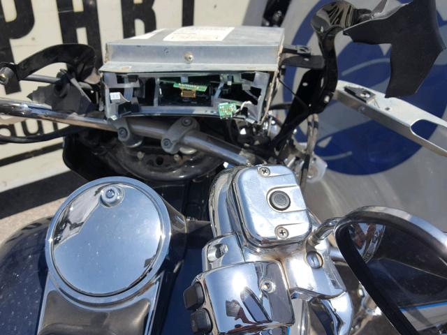 1HD1FCW3X1Y605599 - 2001 HARLEY-DAVIDSON FLHTCUI Екі түсті фото 8