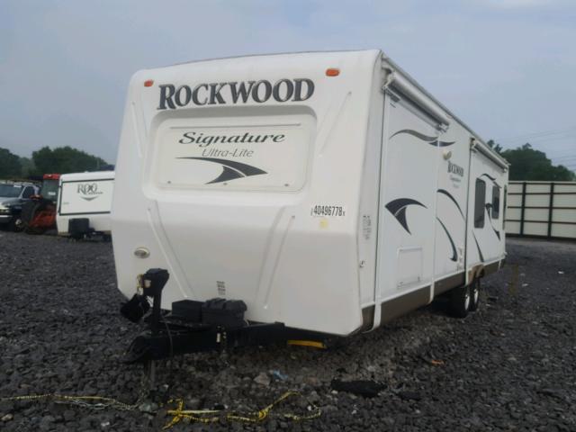 4X4TRLG2XD1850868 - 2013 WILDWOOD ROCKWOOD WHITE photo 2