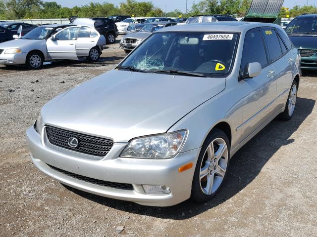 JTHED192320043396 - 2002 LEXUS IS300 SILVER photo 2