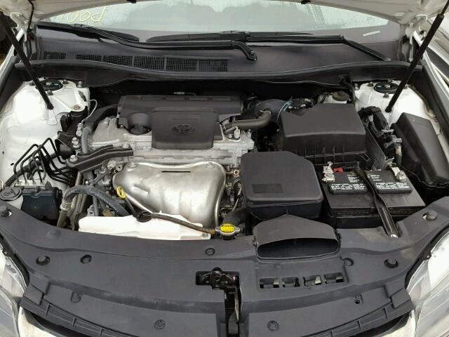 4T1BF1FKXFU484536 - 2015 TOYOTA CAMRY LE 白色 照片 7