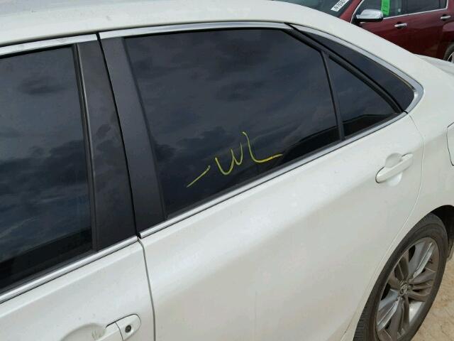 4T1BF1FKXFU484536 - 2015 TOYOTA CAMRY LE 白色 照片 9