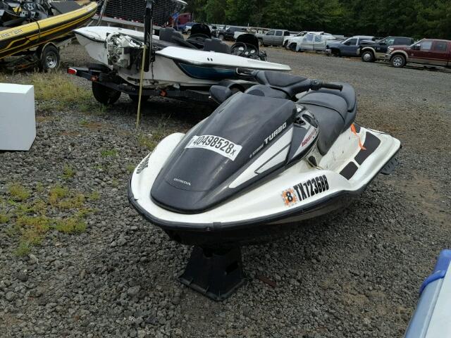 HPSE1155B707 - 2007 HONDA JET SKI WHITE photo 2