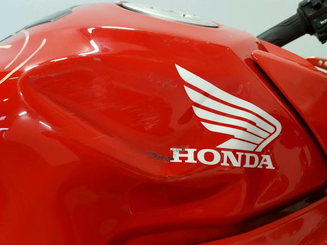 MLHMC4106D5300159 - 2013 HONDA CBR250 R RED photo 17