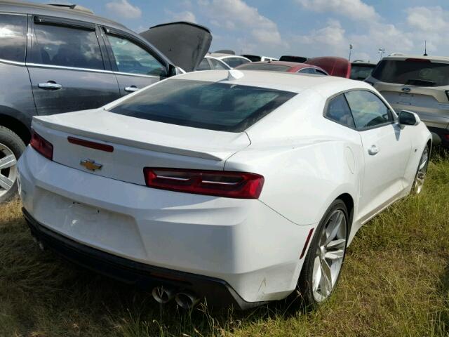 1G1FD1RSXH0180116 - 2017 CHEVROLET CAMARO LT WHITE photo 4