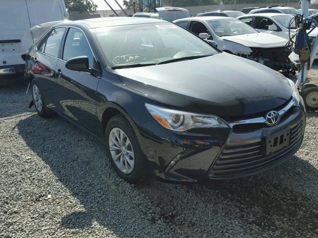 4T1BF1FK6HU270887 - 2017 TOYOTA CAMRY LE 黑色 照片 1