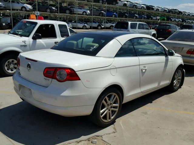 WVWFA71F48V013478 - 2008 VOLKSWAGEN EOS LUX WHITE photo 4