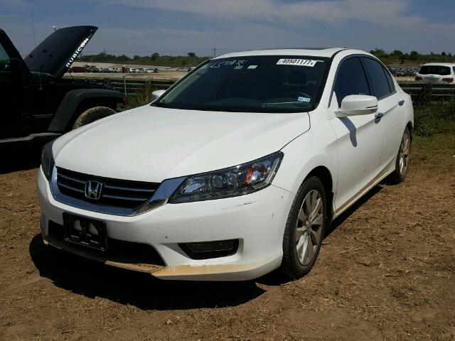 1HGCR3F91FA036004 - 2015 HONDA ACCORD WHITE photo 2