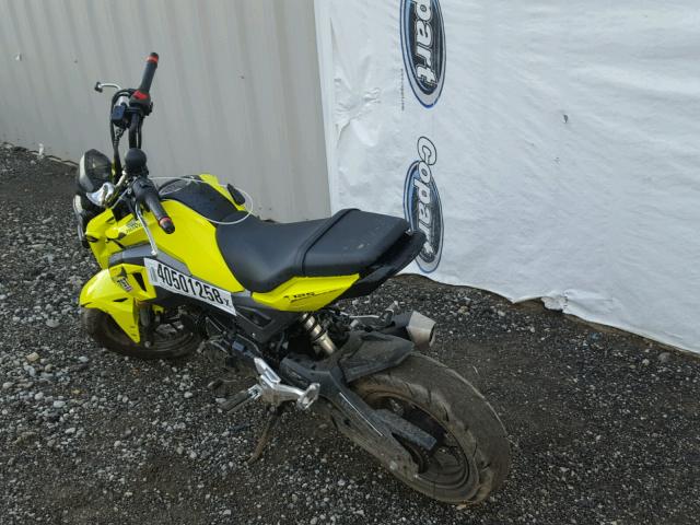 MLHJC6115H5200518 - 2017 HONDA GROM 125 YELLOW photo 3