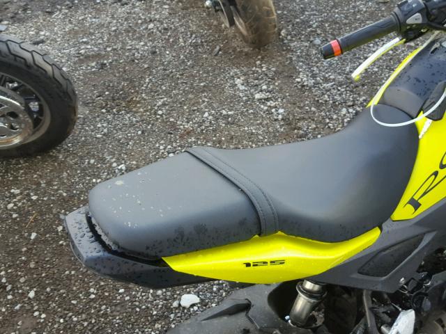 MLHJC6115H5200518 - 2017 HONDA GROM 125 YELLOW photo 6