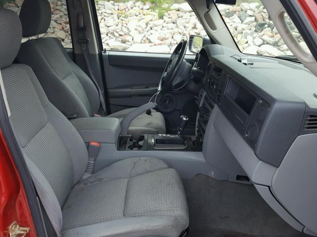 1J8HG48KX6C205806 - 2006 JEEP COMMANDER RED photo 5