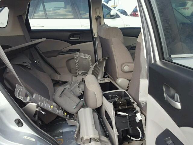 3CZRM3H31DG708541 - 2013 HONDA CR-V SILVER photo 6