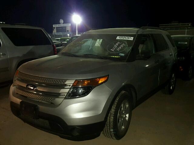 1FM5K7B85DGB38850 - 2013 FORD EXPLORER SILVER photo 2