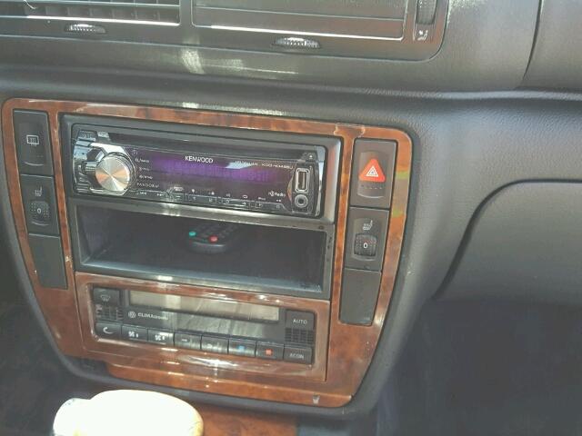 WVWEH63B01E034748 - 2001 VOLKSWAGEN PASSAT GLX 银色 照片 9