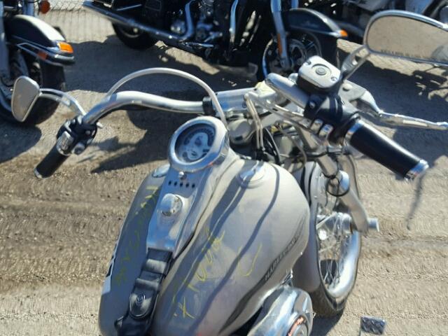 1HD1BV5127Y064998 - 2007 HARLEY-DAVIDSON FXST SILVER photo 5